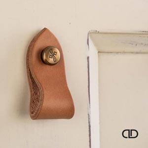 Usnjeni ročaji za pohištvo