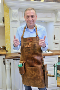 Usnjeni predpasnik DDDesign d.o.o.