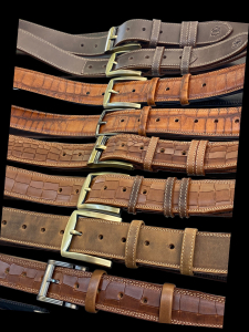 Unikatni usnjeni pas s skrito zadrgo