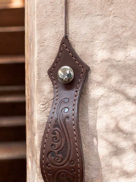 Usnjeni pohištveni ročaji www.dddesign.si