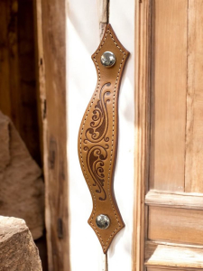 Usnjeni pohištveni ročaji www.dddesign.si