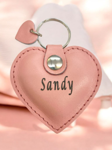 Personaliziran usnjeni obesek srce, obesek za ključe
