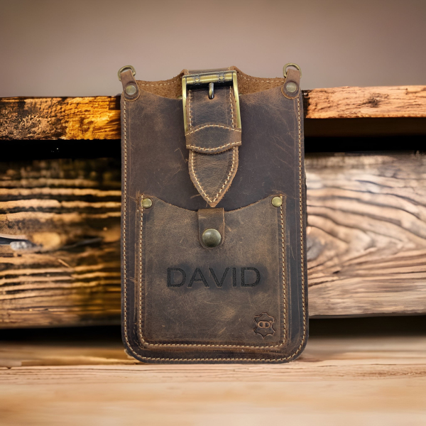 Usnjena torbica z gravuro imena za pas in ramo