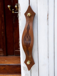 Usnjeni pohištveni ročaji www.dddesign.si