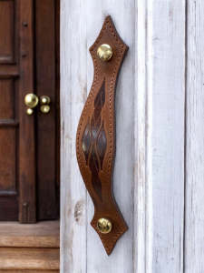 Usnjeni pohištveni ročaji www.dddesign.si