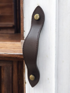 Stiches Leather Handles Amor Engraved screws Antique