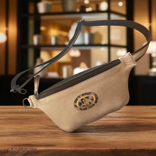 usnjena pasna torbica, ženska torbica za pas