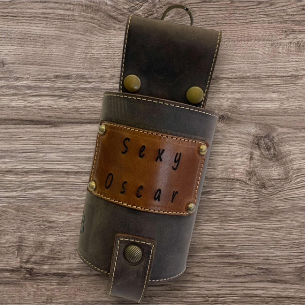 Usnjeno držalo za pivo z GRAVURO na ploščici