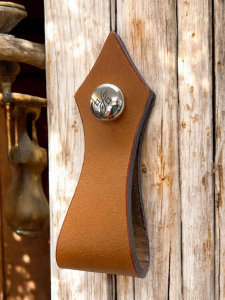 Usnjeni pohištveni ročaji www.dddesign.si