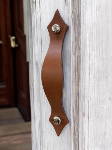 Usnjeni pohištveni ročaji www.dddesign.si