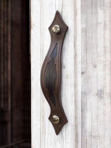 Usnjeni pohištveni ročaji www.dddesign.si