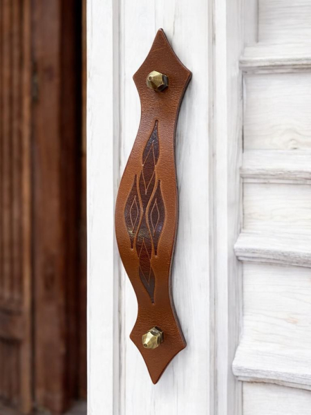 Usnjeni pohištveni ročaji www.dddesign.si