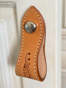 Usnjeni pohištveni ročaji www.dddesign.si