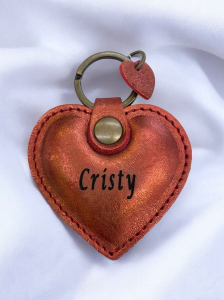 Usnjeni obesek za ključe srce  www.dddesign.si