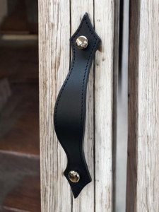 Stitches Leather Handle Kupid silver O screws