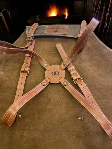 Usnjeni predpasnik za varjenje, kovaški predpasnik