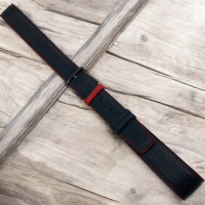 Črni usnjeni pas YSL z rdečimi šivi, širina 4 cm 