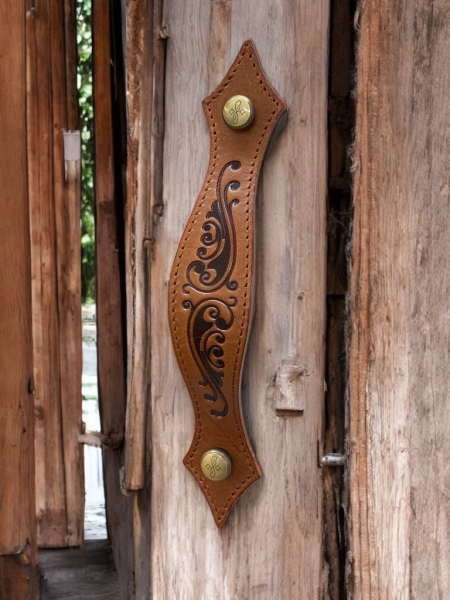 Usnjeni pohištveni ročaji www.dddesign.si